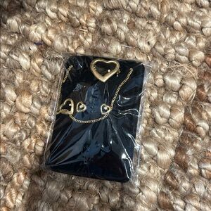 Non Signe‎ Gold-Toned Heart Necklace and Earring Set